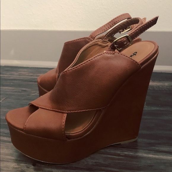 Platform wedges - Picture 2 of 2